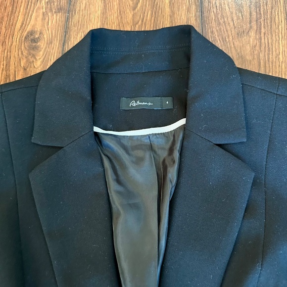 Reitmans Women's Classic Black Stretch Blazer - size 4 - Picture 3 of 5